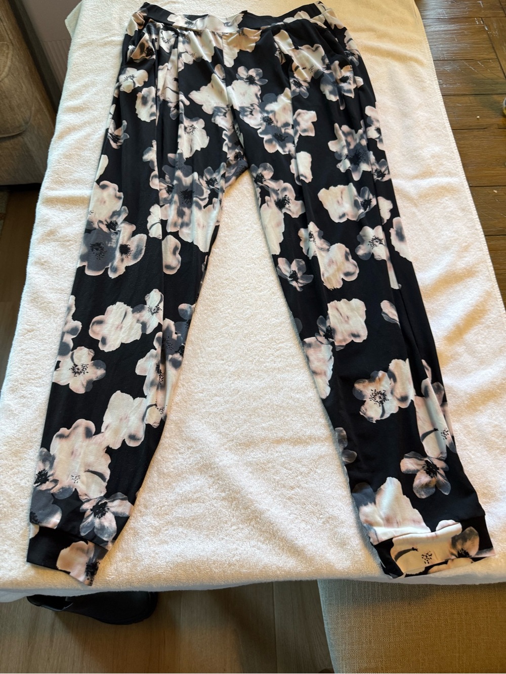 Express Black Floral Jogger Pants